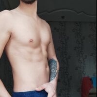 Orkhansexyman Adlı Modelin Çevrimdışı Sohbet Odası