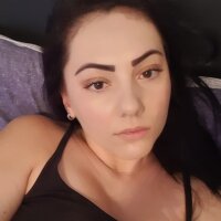 غرفة دردشة MisteryyyW دون اتصال