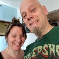 crefios' Offline Chat Room