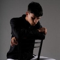 Axel_Night webcam model