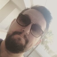 SexyxXxSexy's Offline Chat Room