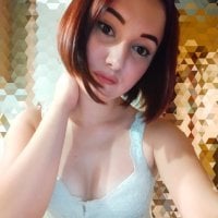 ValerieSpice's Offline Chat Room