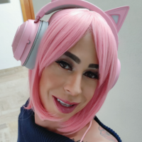 Alexandramiretv's Offline Chat Room