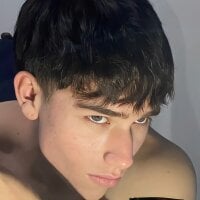 Logan_sixxer