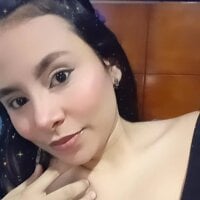 lanna_milkyy's Avatar Pic