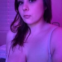 drippingwetaj webcam model