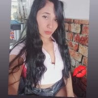 Dirtylesbian_69's Offline Chat Room