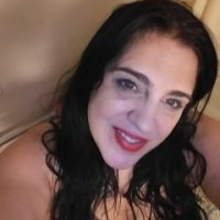 غرفة دردشة Symone7771 دون اتصال