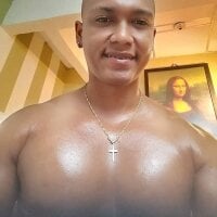 maxxxblackboy's Offline Chat Room