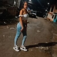 Camilla_Gomez webcam model