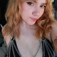 Dollvexia_ webcam model