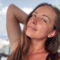 SkyBrianna's Offline Chat Room