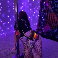 trippy_hippie69 অফলাইন চ্যাট রুম