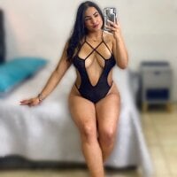 mia_sexygirl_'s Offline Chat Room