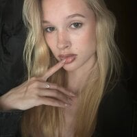 ElizFait webcam model