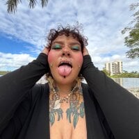 poisonvuitton webcam