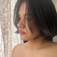 lovedforeverr webcam model