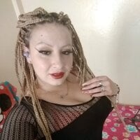 isabella_moon_
