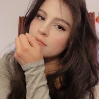 Mya_lorenz webcam model