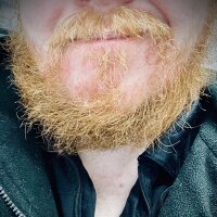 juv3nil3's Offline Chat Room