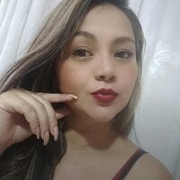 danna_cutter97's Offline Chat Room