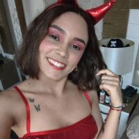 TaraaHot webcam model