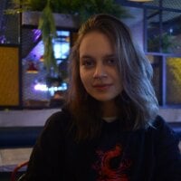 Emily__Bennet 头像图片