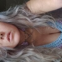 AmetistaViola's Offline Chat Room