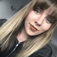 Meliana777's Offline Chat Room