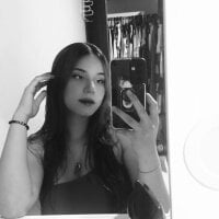 lunahototinparis18 webcam model