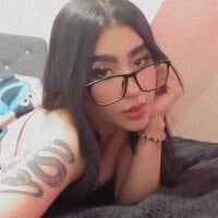 Nee_saa_'s Offline Chat Room