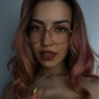Phelpsmyra Cam Model Profile | Stripchat