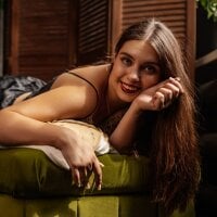 DaniellaLovely