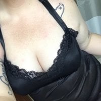 cornfedkristi's Offline Chat Room