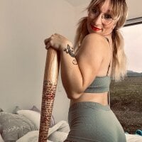 Lady-And-QueenLive Webcam