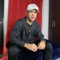 Alan_alone7's Offline Chat Room