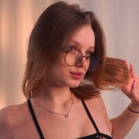 MandaReh webcam model