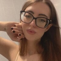 mila_stare webcam model