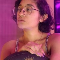 Lili_Gomez_'s Profile Pic