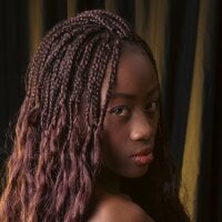 Sara_Naugty webcam model