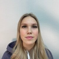 GraceMay Adlı Modelin Çevrimdışı Sohbet Odası