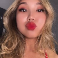Ssuasan fully nude on webcam for live porn video chat