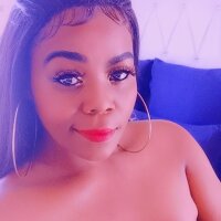 SQUITBOOTY fully nude on webcam for live porn video chat
