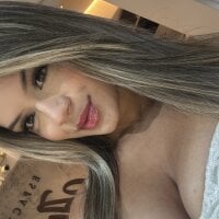 Alisha-Bond webcam