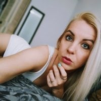 Blue_Eyed_Beauty69's Profile Pic