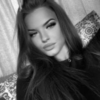 SenSophiaXX webcam model