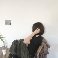 tunisuki's Offline Chat Room