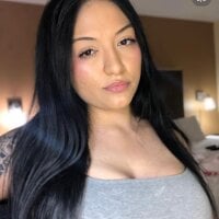 Iamtheeonlybeezy offline chatrum