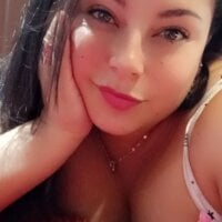 taylor_wrist's Offline Chat Room