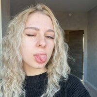 MonaChasey's Avatar Pic